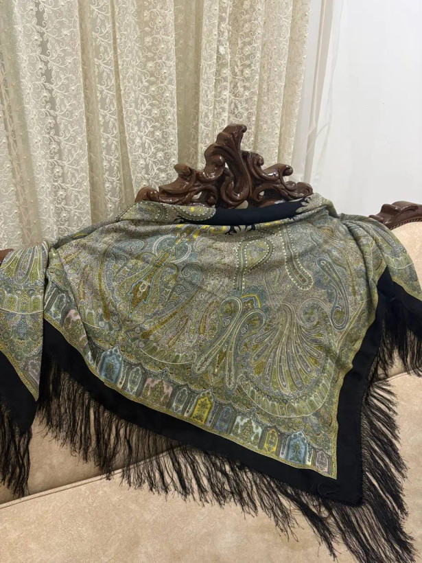 چارقد ابریشم ایتالیایی اصل – کد 1333