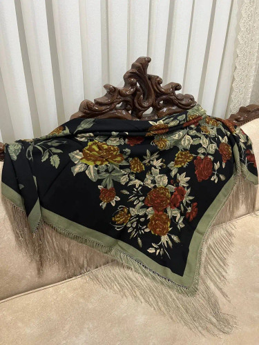 چارقد پشمی-ابریشمی ایتالیایی طرح ایلکای - کد 1337