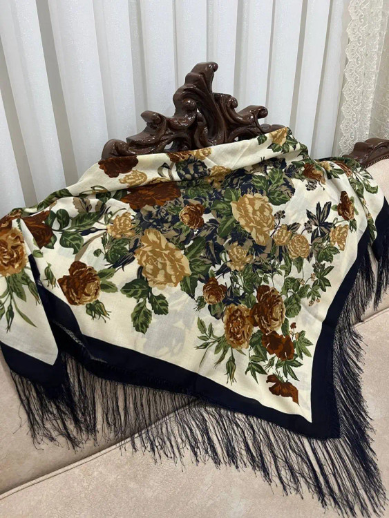 چارقد پشمی-ابریشمی ایتالیایی طرح ایلکای - کد 1337