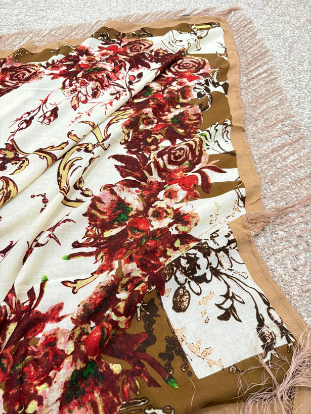 جنس پشم ابریشم نازک و سبک، ریزنقش، مناسب استفاده روزمره و مجلسی