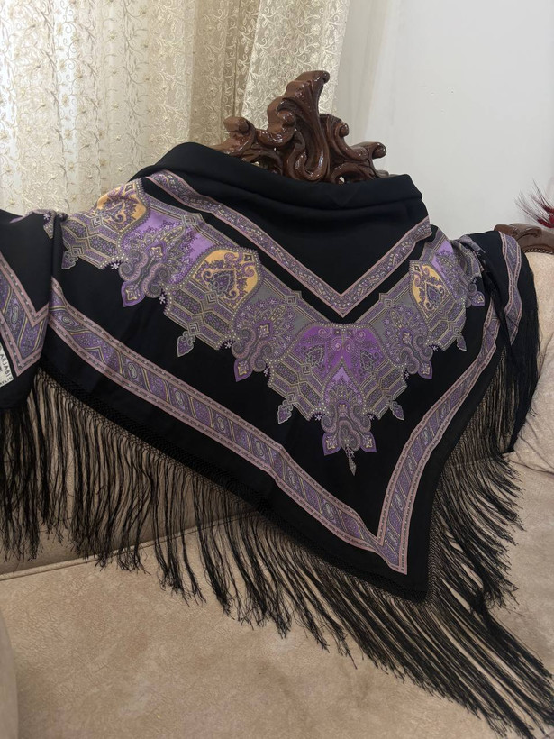 چارقد ایتالیایی ــ کد ۱۳۵۷