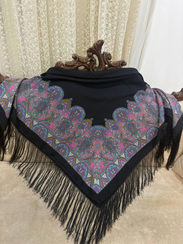 چارقد ایتالیایی. چارقد ترکمن. چارقد پشمی. چارقد ترک درجه یک. چارقد دست بافت زنان ترکمن.