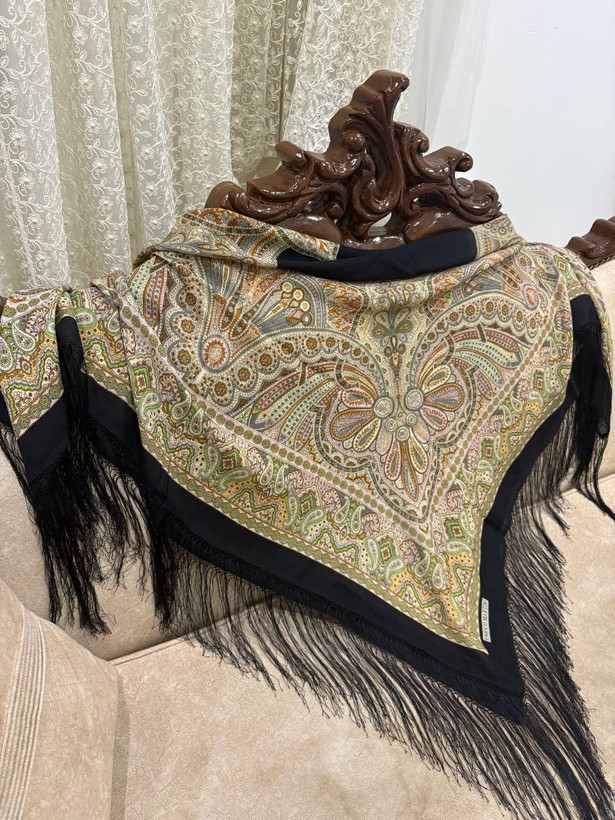 چارقد ایتالیایی (سلطان گل)ـــ کد۱۳۹۵