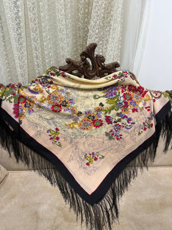 چارقد ایتالیایی چارقد پشمی چارقد ترک چارقد ترکمن چارقد دست بافت زنان ترکمن