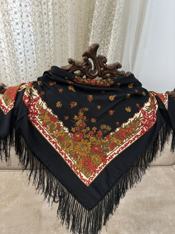 چارقد ایتالیایی چارقد پشمی چارقد ترک چارقد ترکمن چارقد دست بافت زنان ترکمن