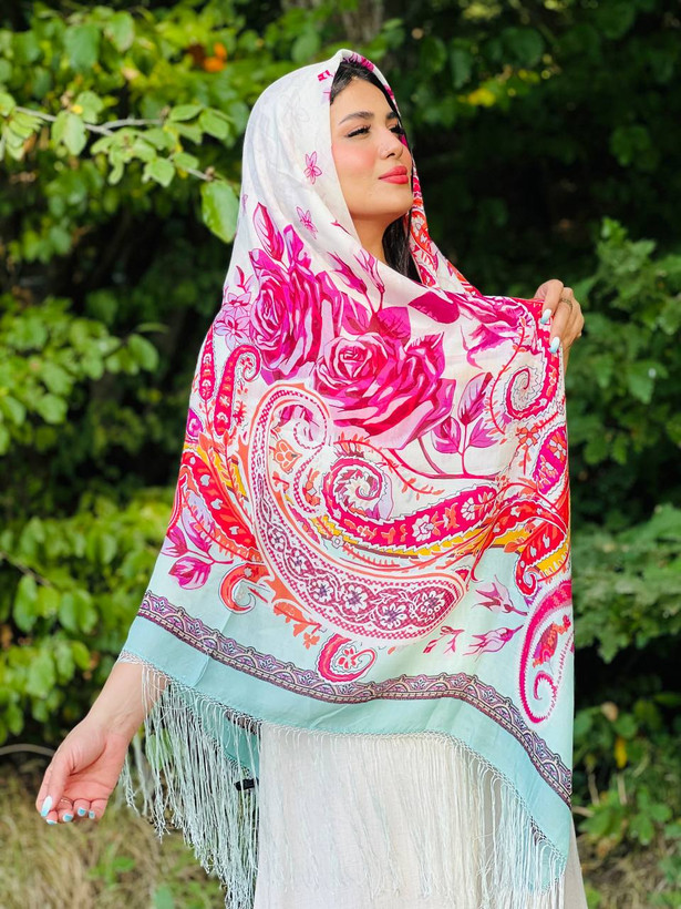 چارقد ایتالیایی چارقد پشمی چارقد ترک چارقد ترکمن چارقد دست بافت زنان ترکمن