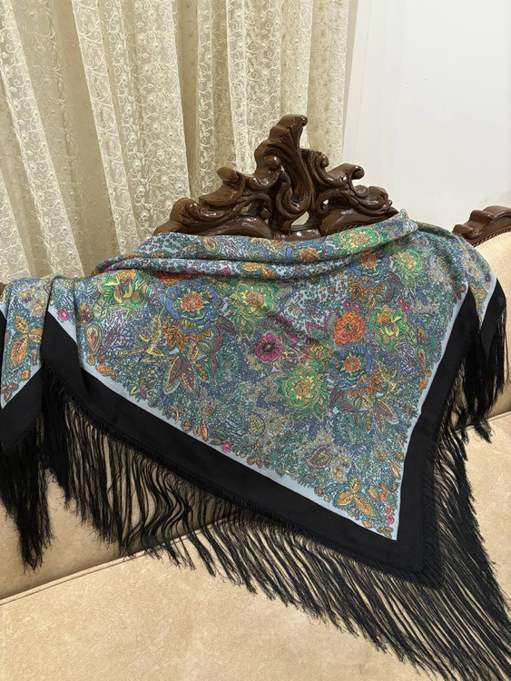 چارقد ایتالیایی چارقد پشمی چارقد ترک چارقد ترکمن چارقد دست بافت زنان ترکمن