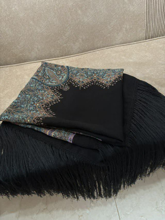 ریشه های مشکی هشت گره