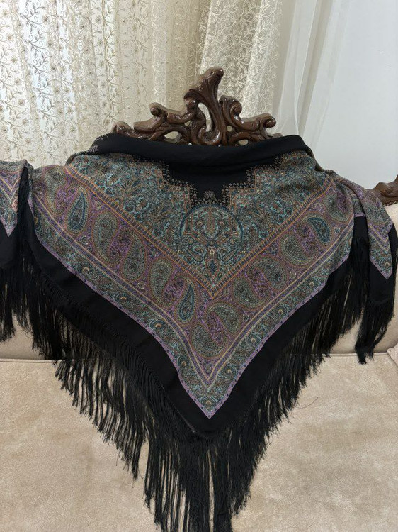 چارقد ایتالیایی چارقد پشمی چارقد ترک چارقد ترکمن چارقد دست بافت زنان ترکمن