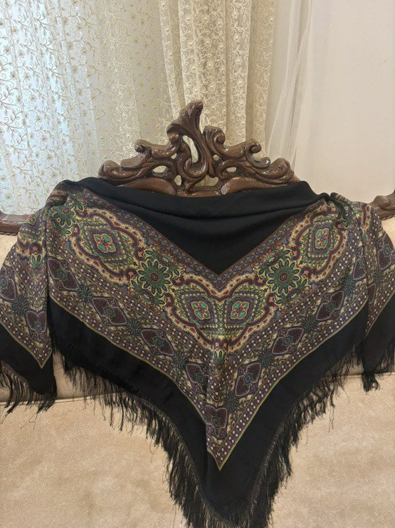 چارقد ایتالیایی چارقد پشمی چارقد ترک چارقد ترکمن چارقد دست بافت زنان ترکمن