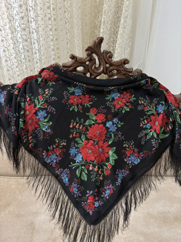 چارقد ایتالیایی چارقد پشمی چارقد ترک چارقد ترکمن چارقد دست بافت زنان ترکمن