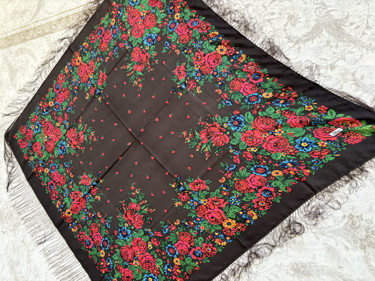 چارقد ایتالیایی چارقد پشمی چارقد ترک چارقد ترکمن چارقد دست بافت زنان