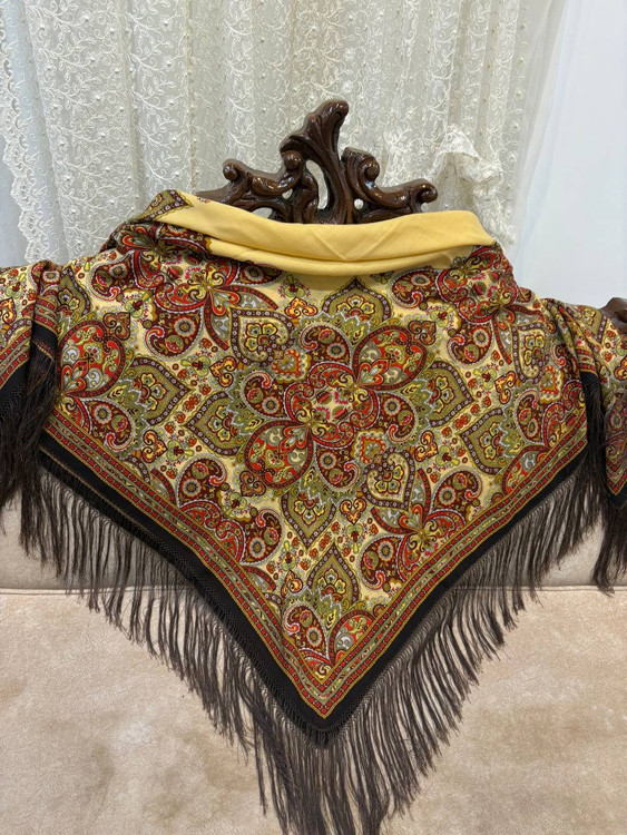 چارقد ایتالیایی چارقد پشمی چارقد ترک چارقد ترکمن چارقد دست بافت زنان ترکمن