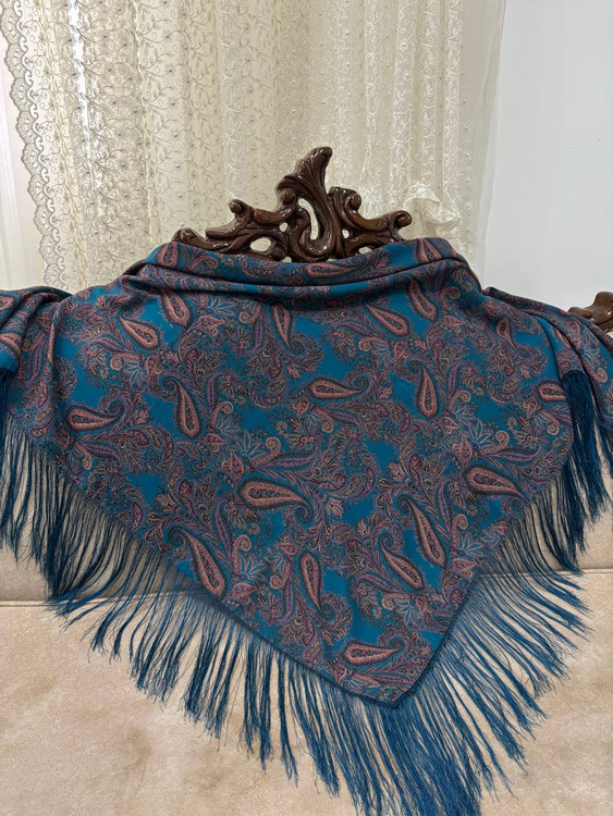 چارقد ایتالیایی چارقد پشمی چارقد ترک چارقد ترکمن چارقد دست بافت زنان ترکمن