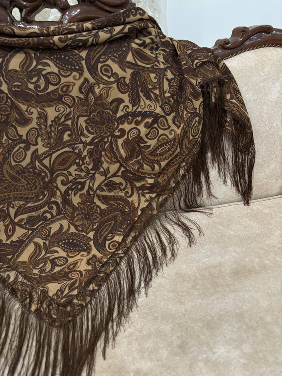 حاشیه مشکی هشت گره