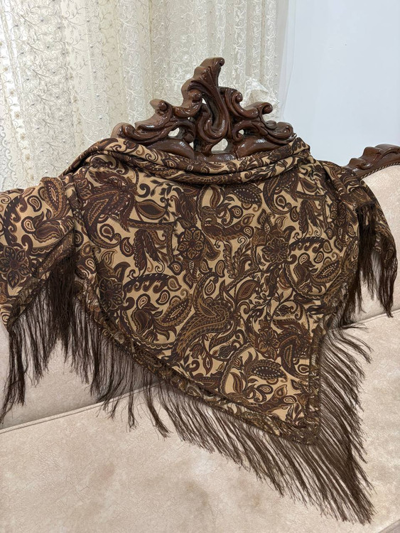 چارقد ایتالیایی چارقد پشمی چارقد ترک چارقد ترکمن چارقد دست بافت زنان ترکمن