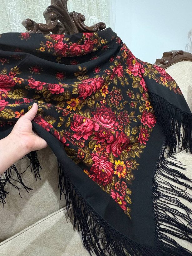 چارقد نخ الاستیک طرح گل آتشین کدــ۱۷۱۷