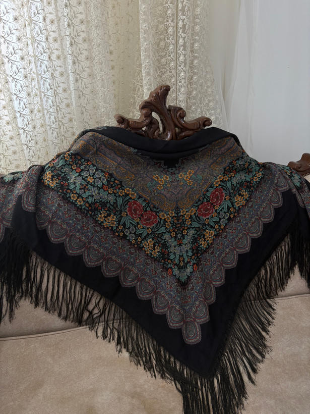 چارقد ایتالیایی طرح اصیل قدیمی کدــ۱۵۳۰