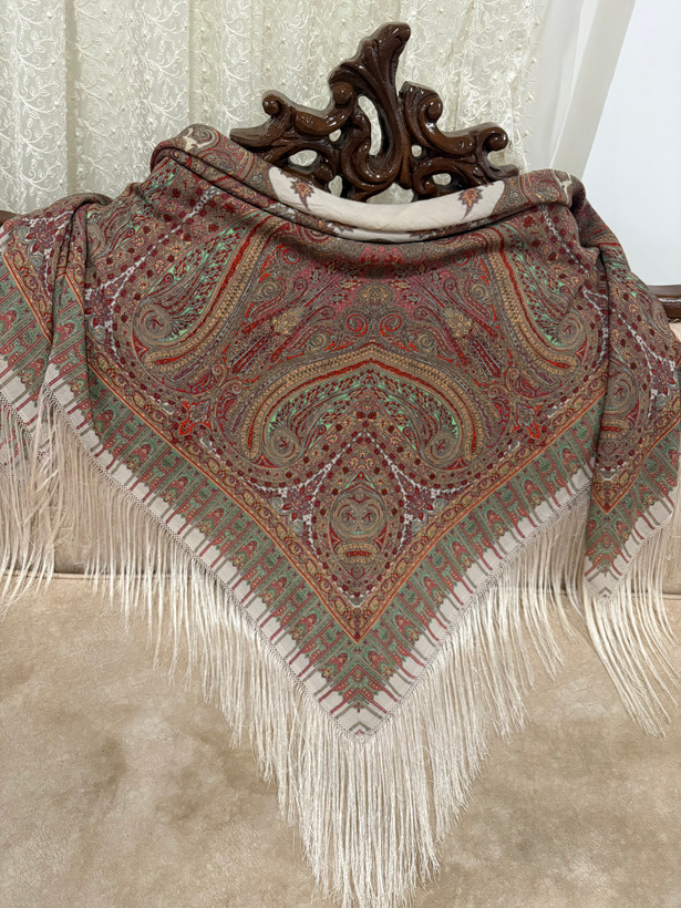 چارقدایتالیایی گلیار گردویی طوسی.1727