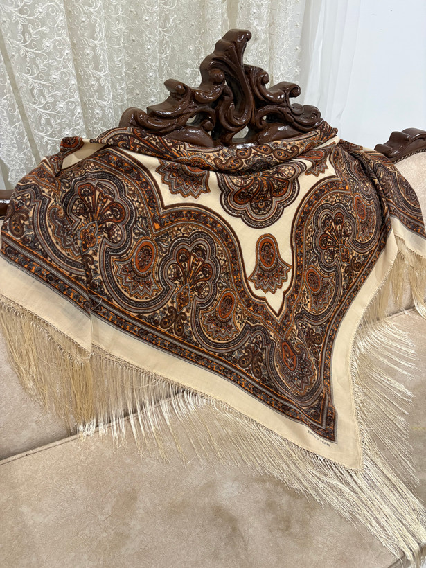 چارقد ایتالیایی زمینه شکلاتی شیری_کد1737