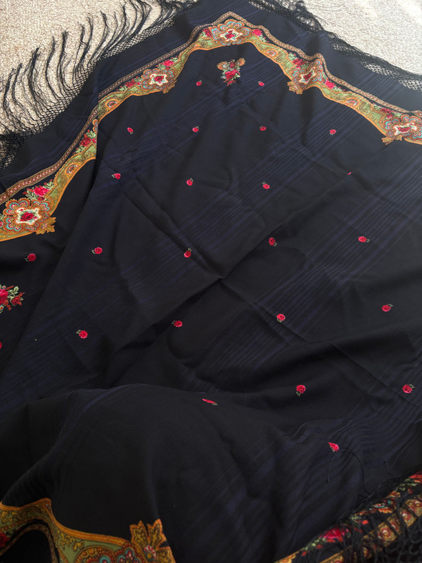 چارقد پشمی سورمه ای ــ کد ۱۵۰۱