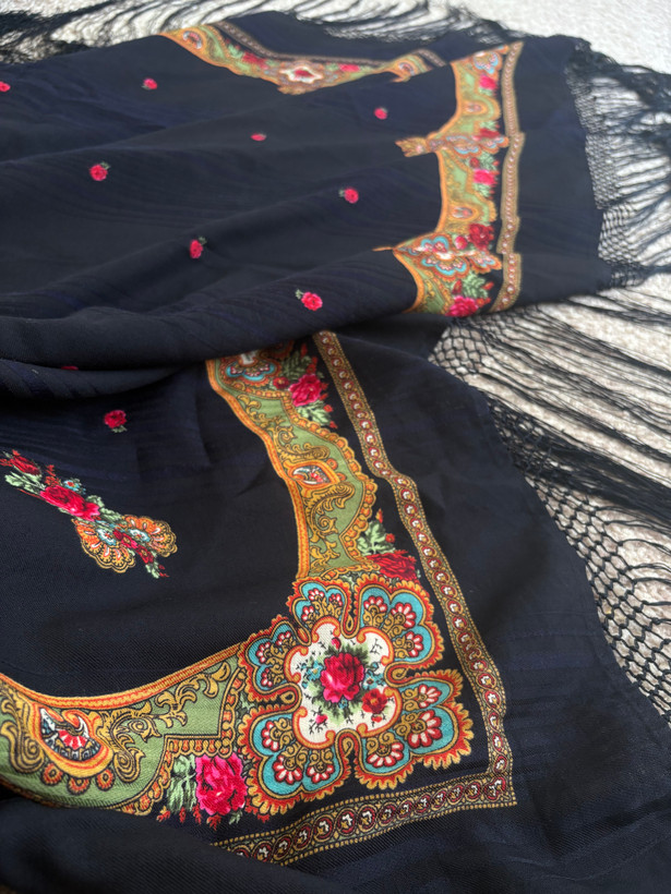 چارقد پشمی سورمه ای ــ کد ۱۵۰۱