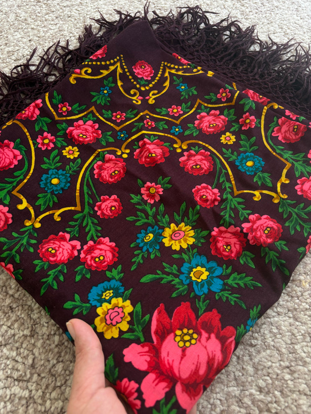 چارقد پشمی خوشرنگ و اصل کدــ۱۵۷۳