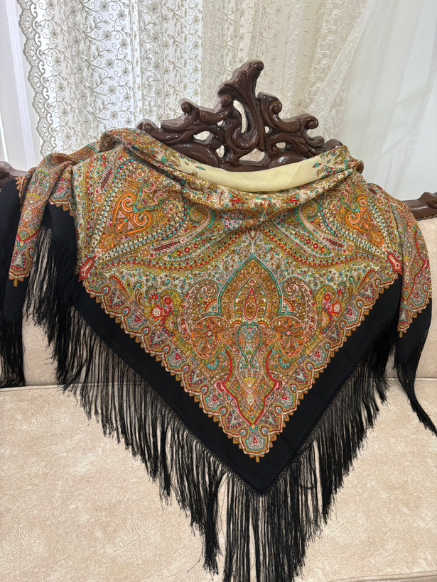 روسری ترکمنی گلریز از برند نظری _کد۱۸۰۱