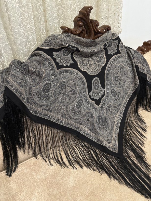 چارقد ایتالیایی مشکی طوسی کدــ۱۸۸۵