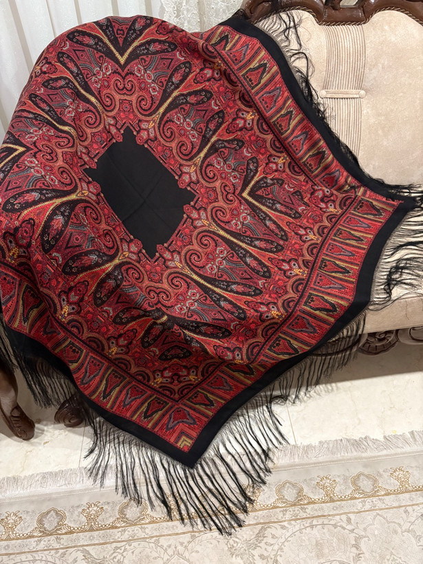 چارقد ایتالیایی زرشکی کدـ۱۸۸۸
