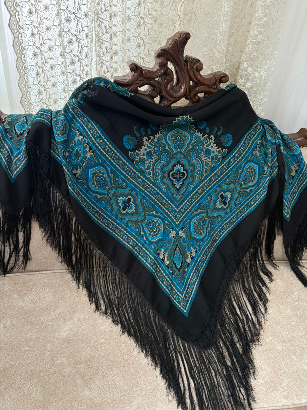 روسری ترکمنی حاشیه آبی درباری کد_1924