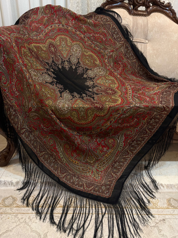 چارقد ایتالیایی زرشکی سنتی ترکمنی کدـ۱۹۳۹