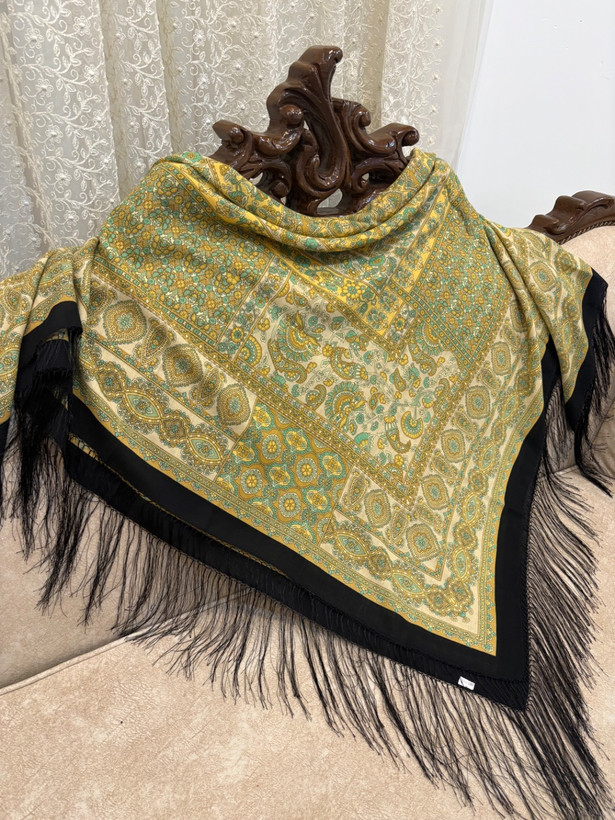 چارقد ایتالیایی خوشرنگ کدـ۱۹۴۴
