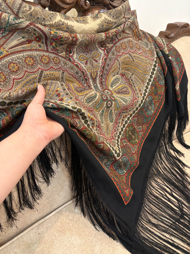 روسری ایتالیایی کدـ۱۹۴۶