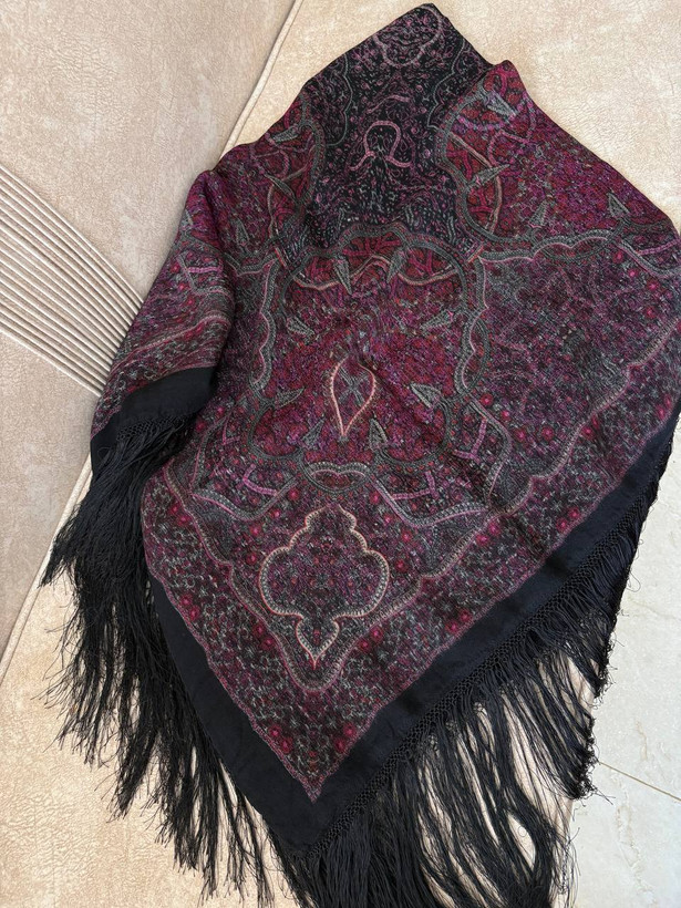 چارقد گلریز مشکی۱۹۷۰
