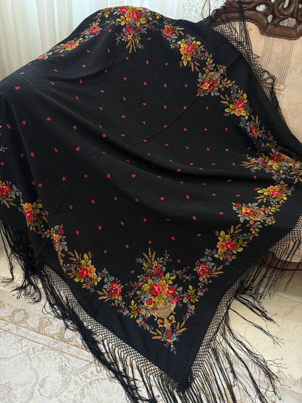 چارقد پشمی گلریز ۱۹۷۲