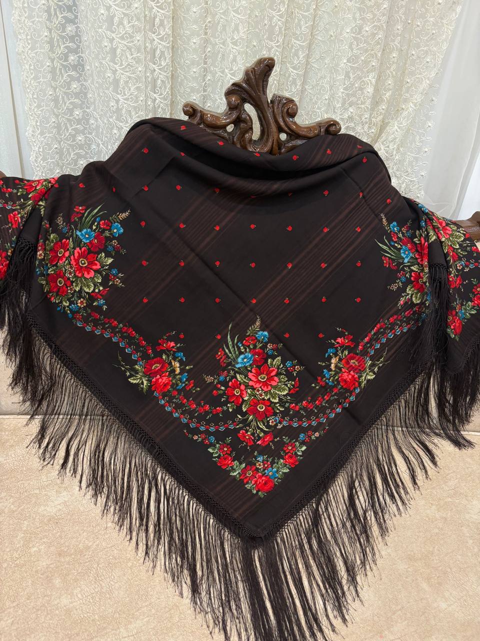 چارقد پشمی روس قهوه ای تیره ۱۹۷۶