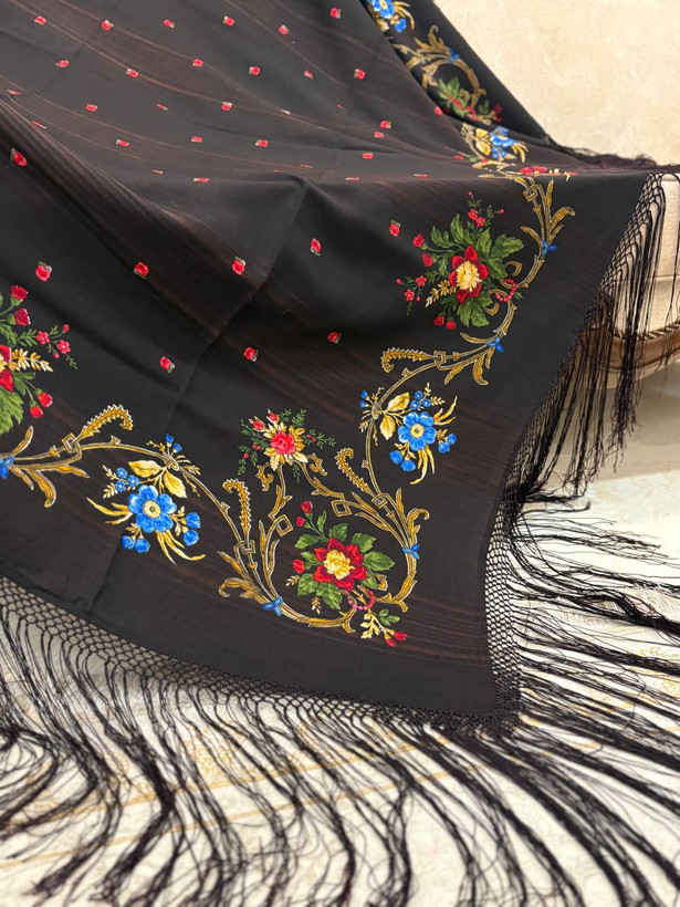 چارقد پشمی روس قهوه ای تیره کد۱۹۷۷