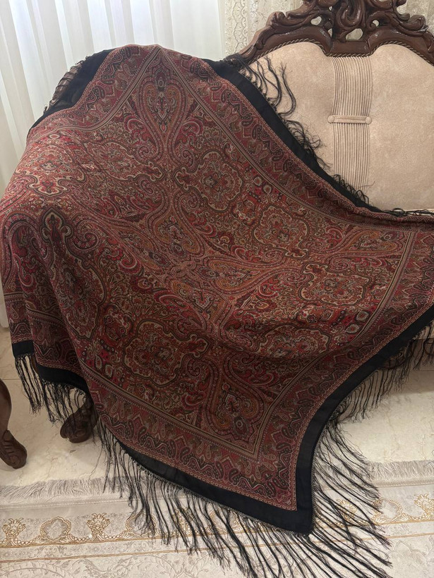 چارقد ایتالیایی نقش دار عنابی خوشرنگ 1996