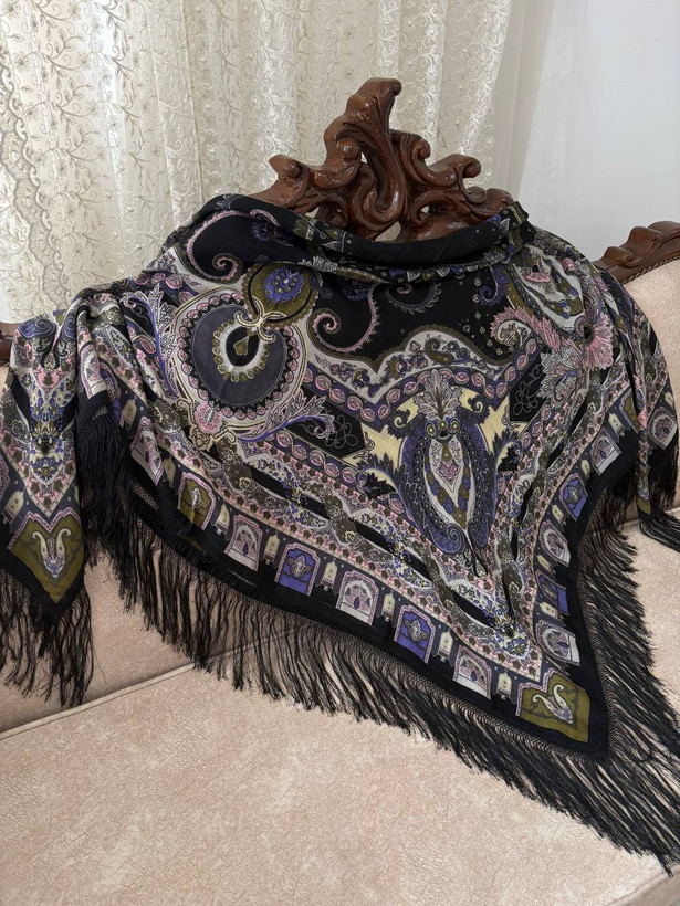 چارقد ایتالیایی مشکی ۲۰۰۱