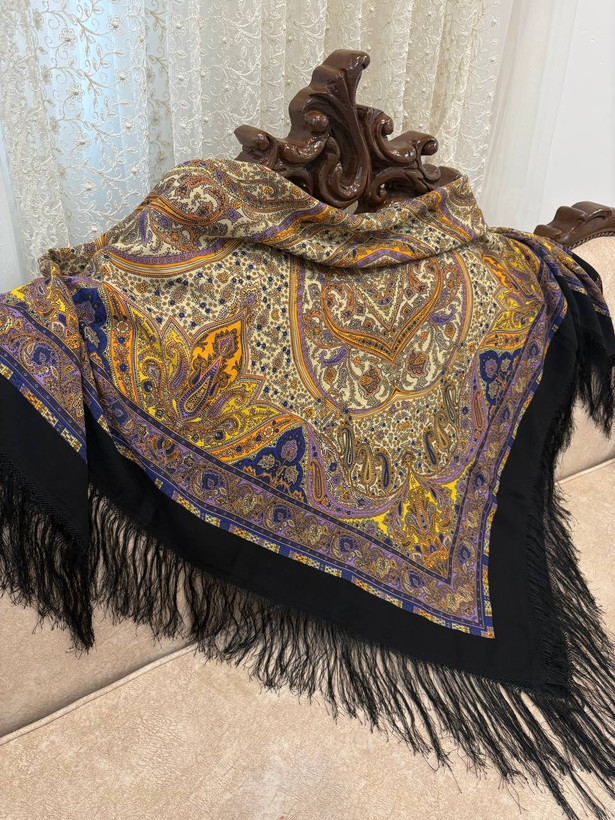 چارقد ایتالیایی گلریز طلایی کد۲۰۱۵