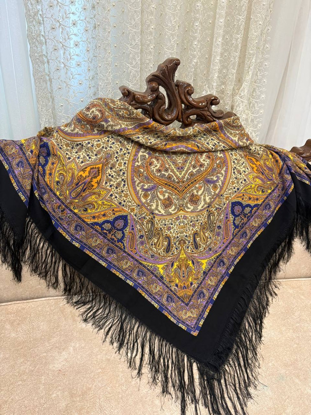 چارقد ایتالیایی گلریز طلایی کد۲۰۱۵