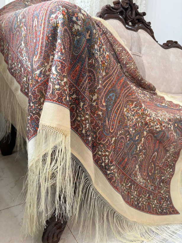 چارقد ایتالیایی نخودی عروس کد۲۰۲۱