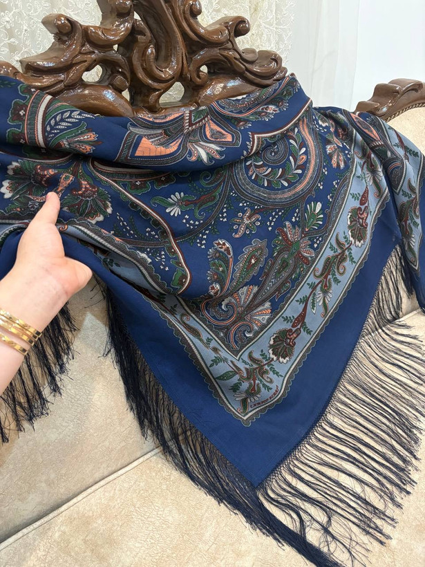 چارقد آبی خوشرنگ۲۰۲۹