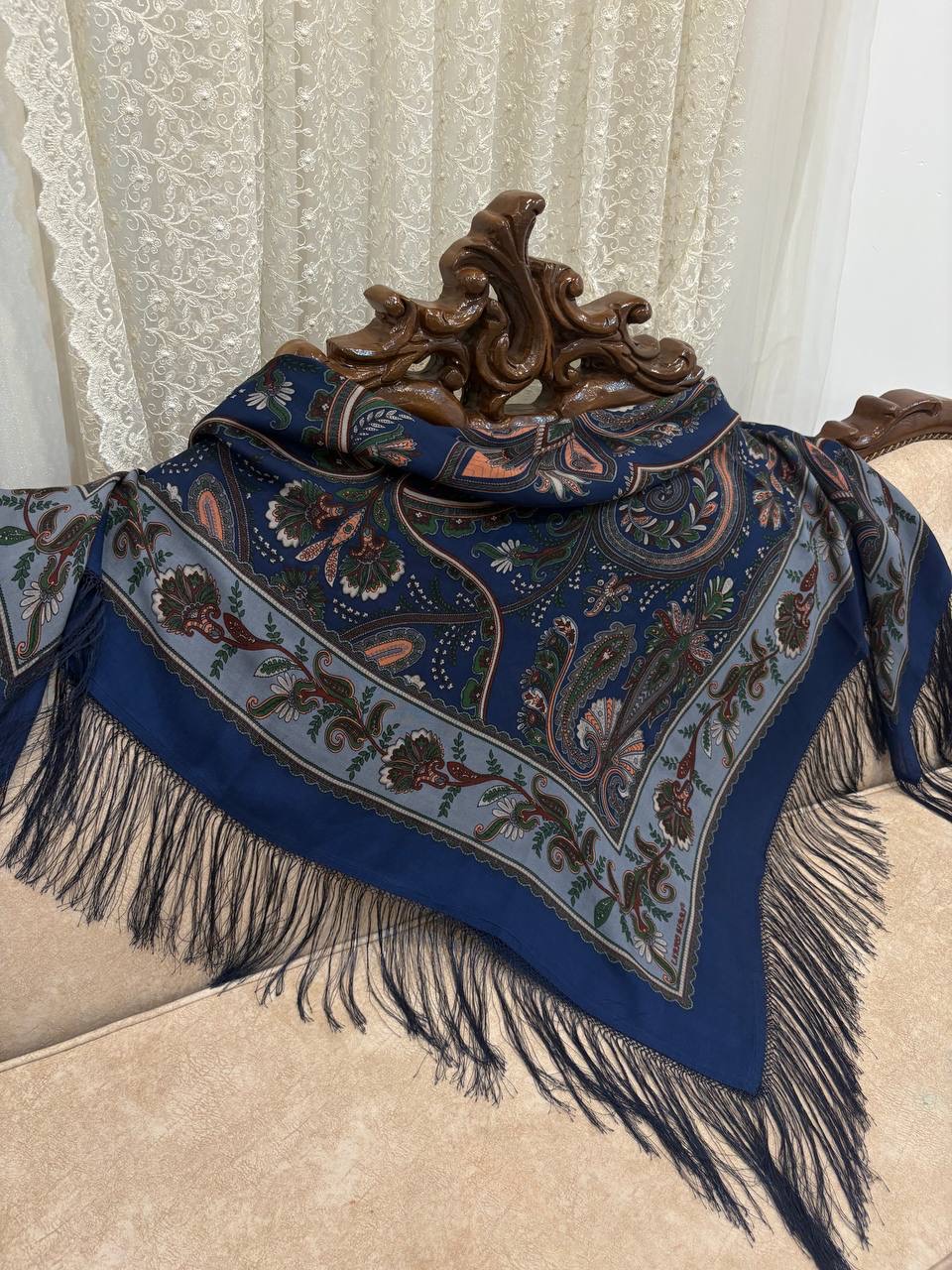 چارقد آبی خوشرنگ۲۰۲۹