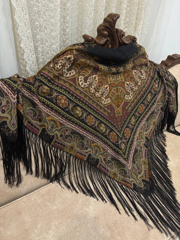 چارقد ایتالیایی مشکی قهوایی جذاب ۲۰۳۰
