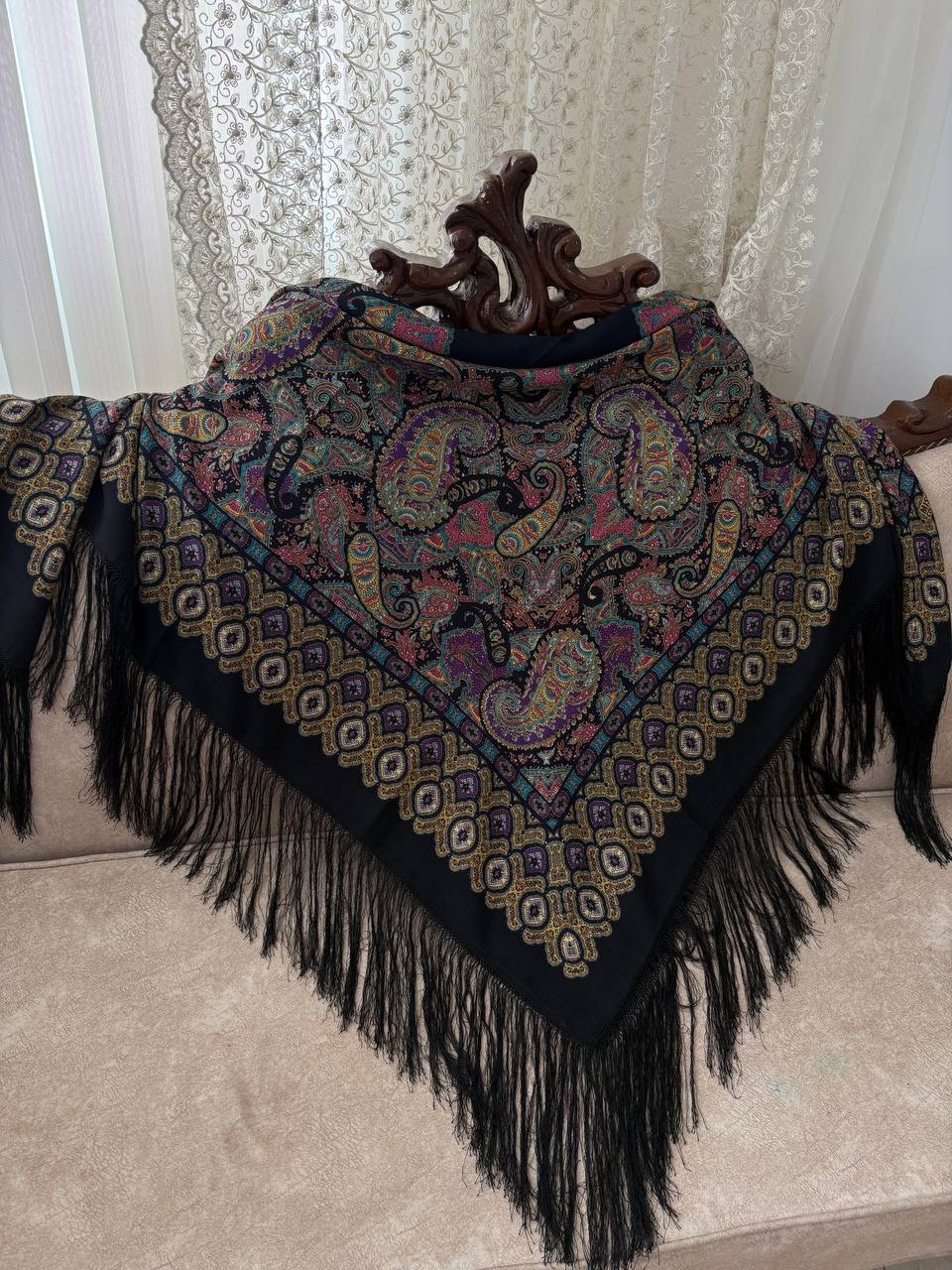 چارقد ایتالیایی زمینه سورمه ای کد۲۰۴۸