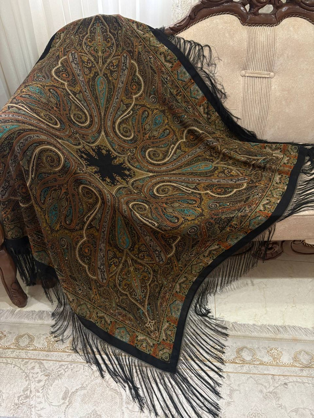 چارقد ایتالیایی ریز گل ۲۰۵۶