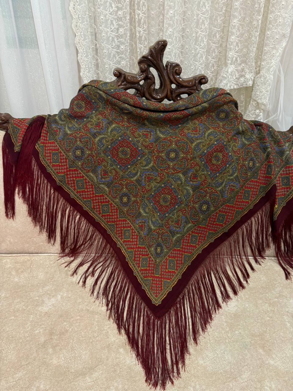 چارقد ایتالیایی زرشکی گلریز کد_2061