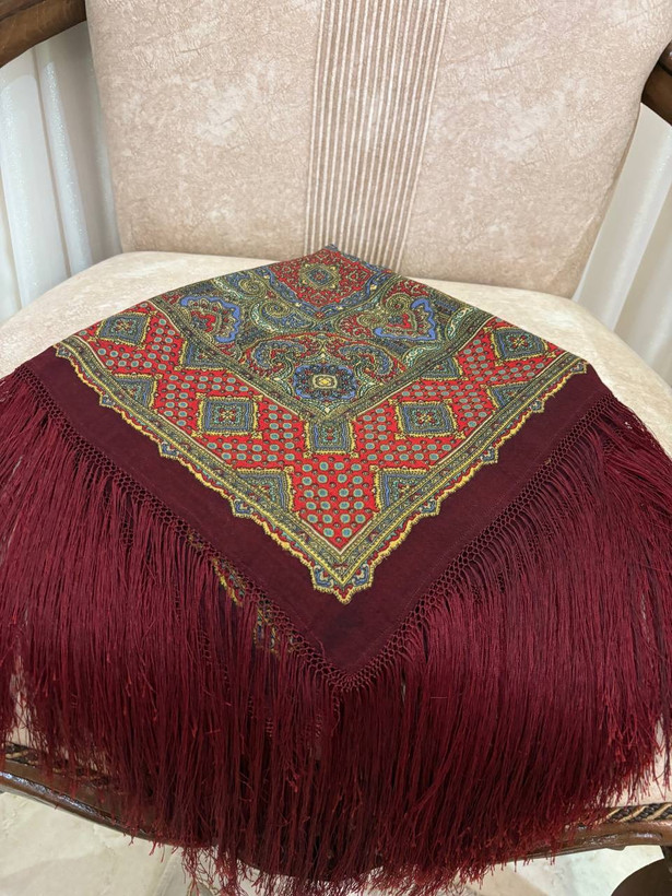 چارقد ایتالیایی زرشکی گلریز کد_2061